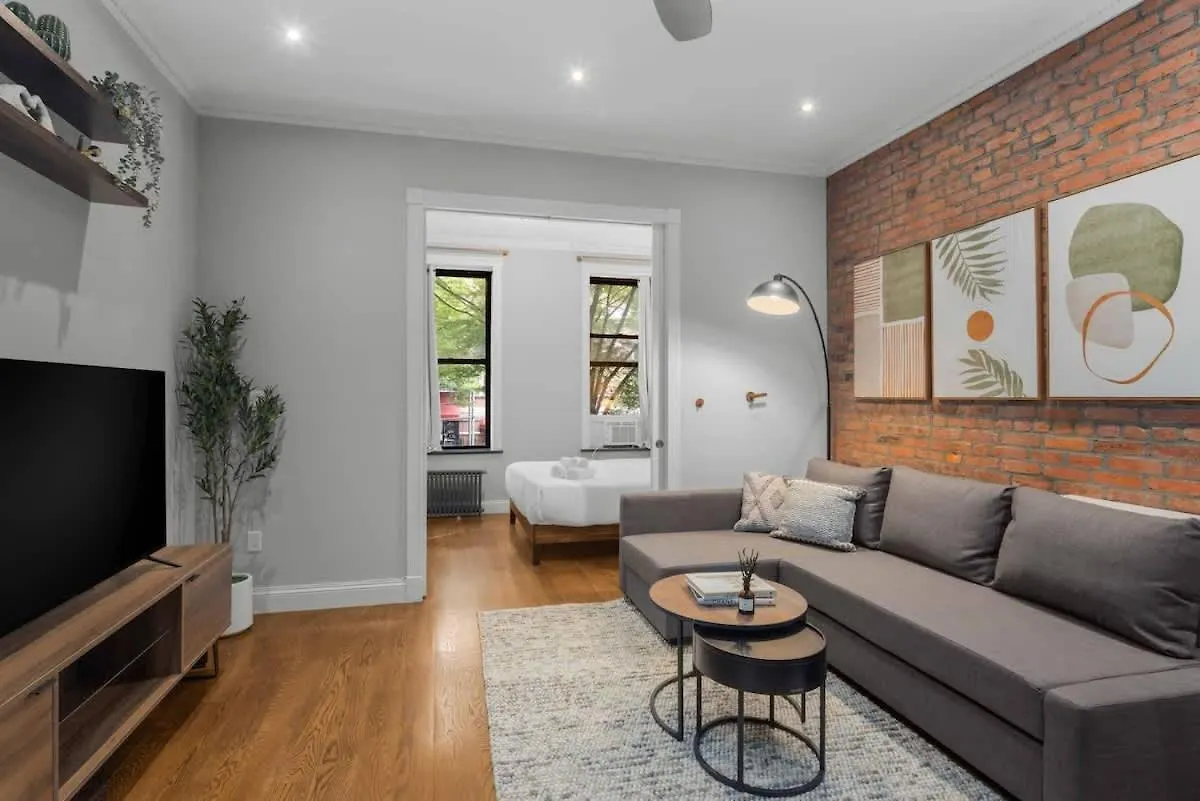 kontakty Chic Nyc Retreat By Central Park